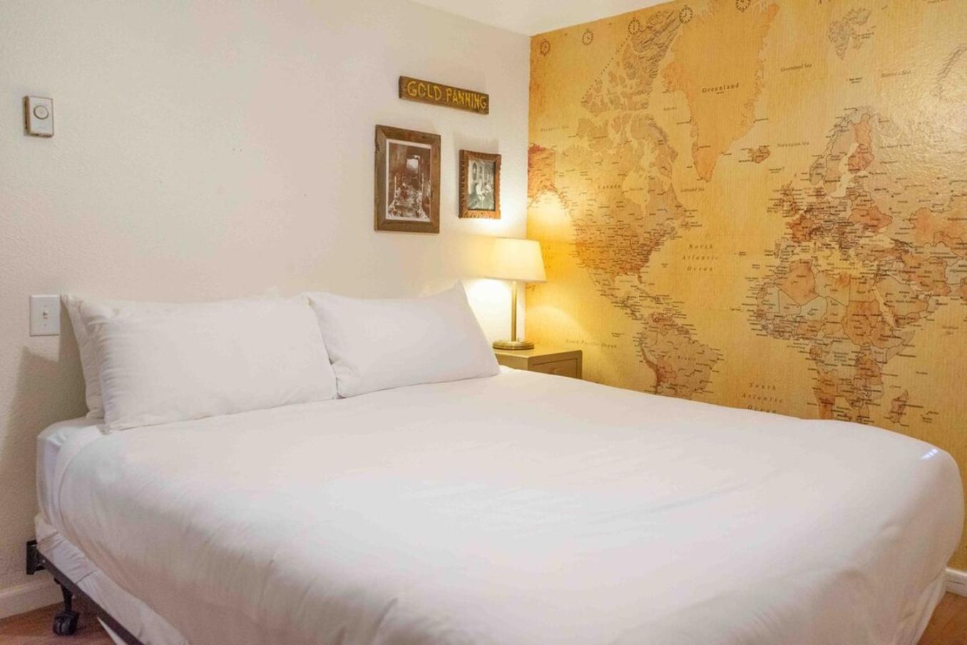 Bear Cave- Pet Friendly Suite In Shaver Lake Exteriér fotografie