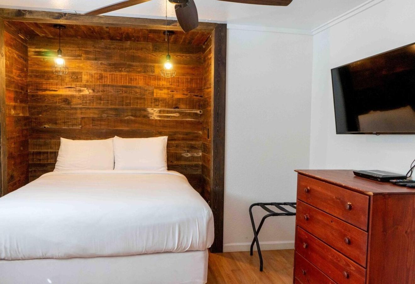 Bear Cave- Pet Friendly Suite In Shaver Lake Exteriér fotografie