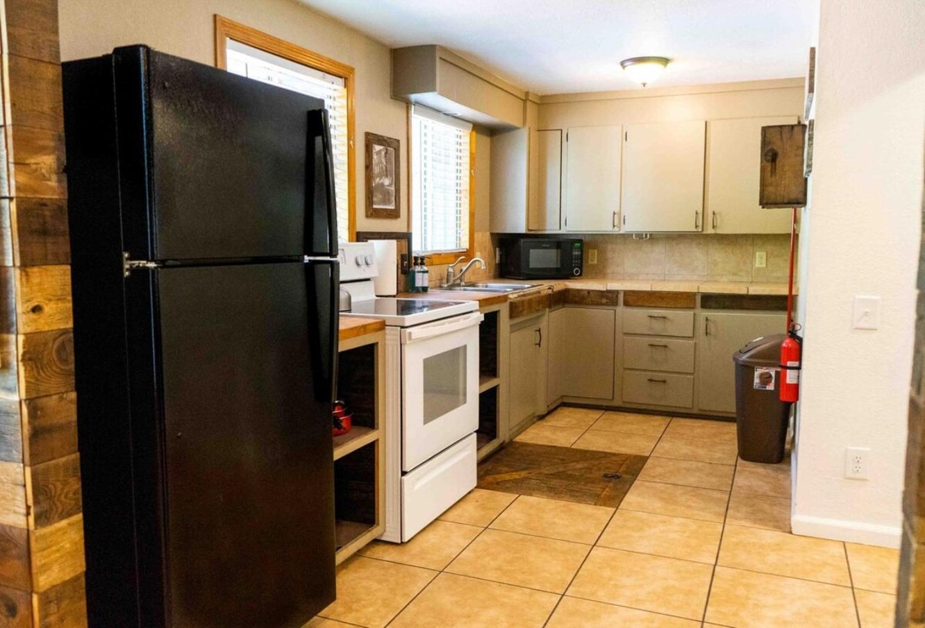 Bear Cave- Pet Friendly Suite In Shaver Lake Exteriér fotografie
